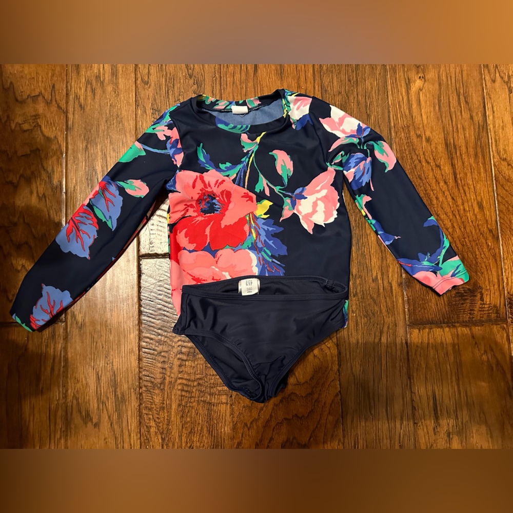 Rash guard two piece toddler floral swimsuit.